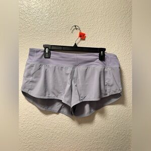 Lululemon low rise speed up shorts A63